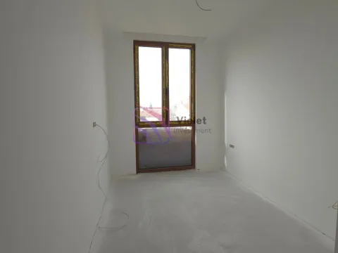 Prodaja, dvosoban stan, 69m², Stari Aerodrom, Podgorica - image 4