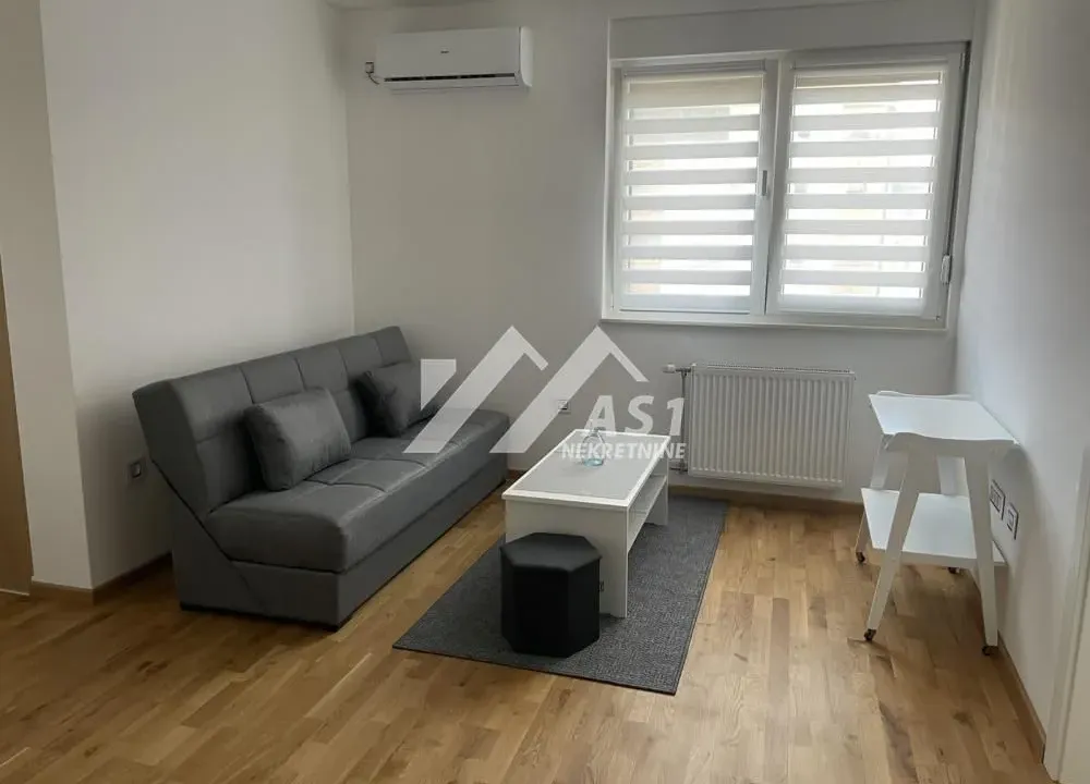 Izdavanje, dvosoban stan, 39m², Podbara, Novi Sad Sve Podlokacije
