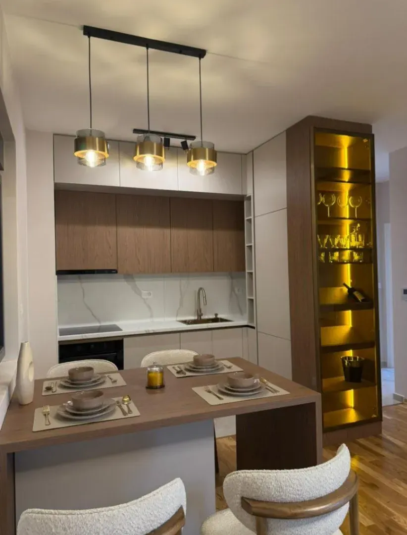 Izdavanje, dvosoban stan, 65m², Zagorič, Podgorica