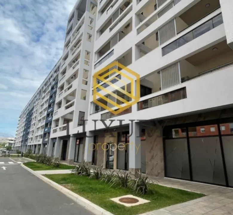 Izdavanje, trosoban stan, 100m², Master Kvart, Podgorica