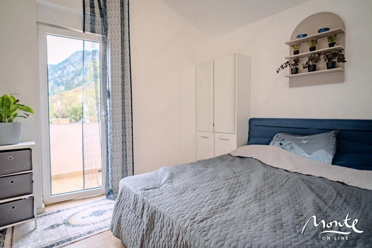 Prodaja, jednosoban stan, 50m², Muo, Kotor