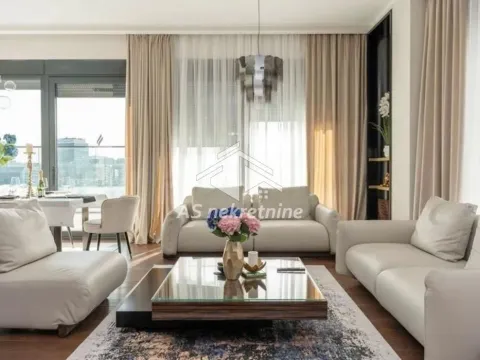 Stan in Tošin bunar