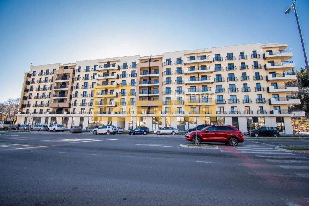 Izdavanje, dvosoban stan, 70m², Ljubović, Podgorica