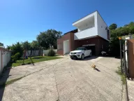 Prodaja, kuća, 260m², Gornja Gorica, Podgorica