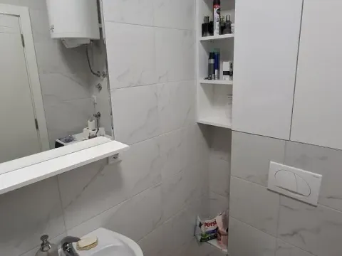 Izdavanje, trosoban stan, 70m², Sajmište, Novi Sad - image 16