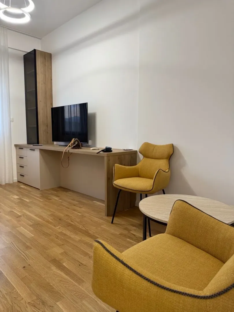 Rent, three bedroom apartment, 90m², Stari Aerodrom, Podgorica
