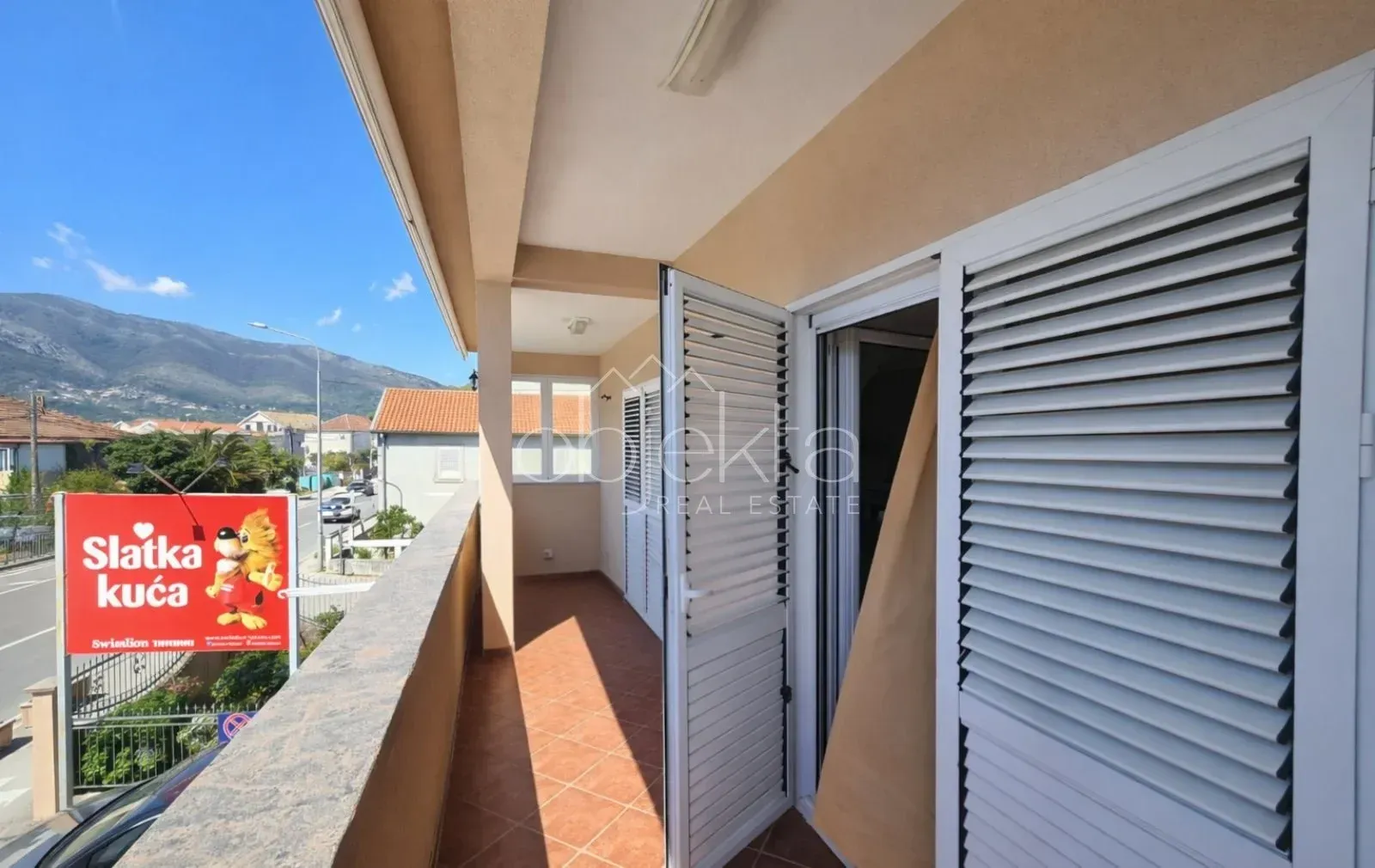 Rent, office space, 102m², Tivat, Crna Gora