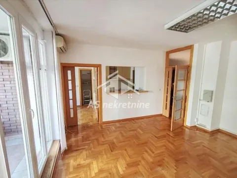 Rent, three bedroom apartment, 75m², Novi Beograd Sve Podlokacije, Beograd - image 2