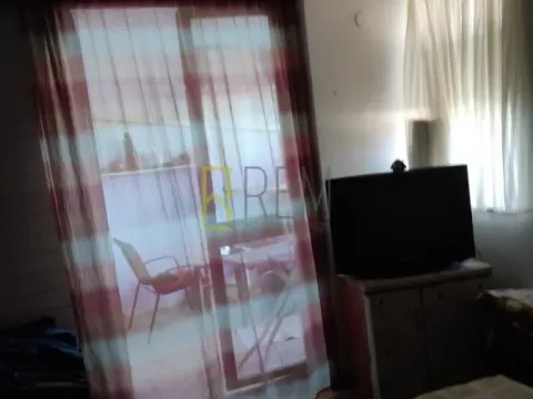 Prodaja, trosoban stan, 100m², Blok 5, Podgorica - image 9