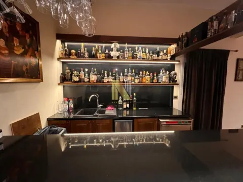 Izdavanje, poslovni prostor, 135m², Centar, Novi Sad - image 13