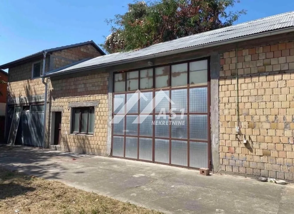 Rent, office space, 250m², Beočin, Srbija