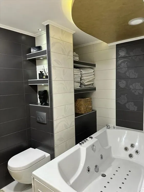 Sale, four bedroom apartment, 104m², Voždovac Sve Podlokacije, Beograd