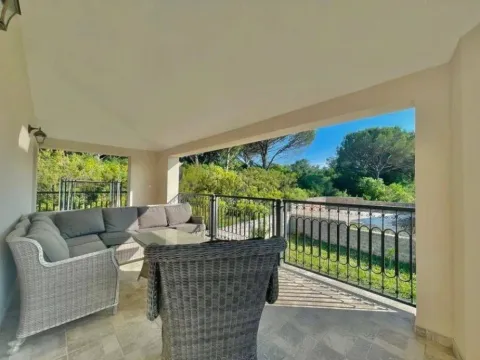 Izdavanje, kuća, 200m², Kotor, Crna Gora - image 3