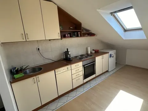 Prodaja, dvosoban stan, 79m², Centar, Jagodina - image 5