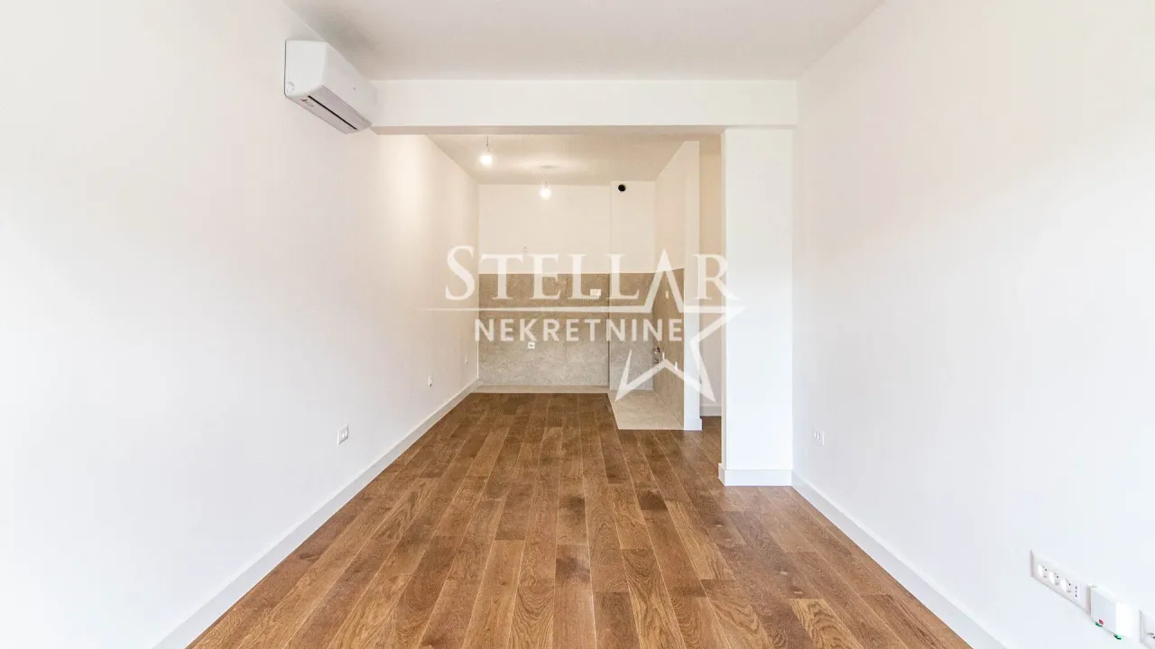 Izdavanje, dvosoban stan, 67m², Dalmatinska ulica, Podgorica