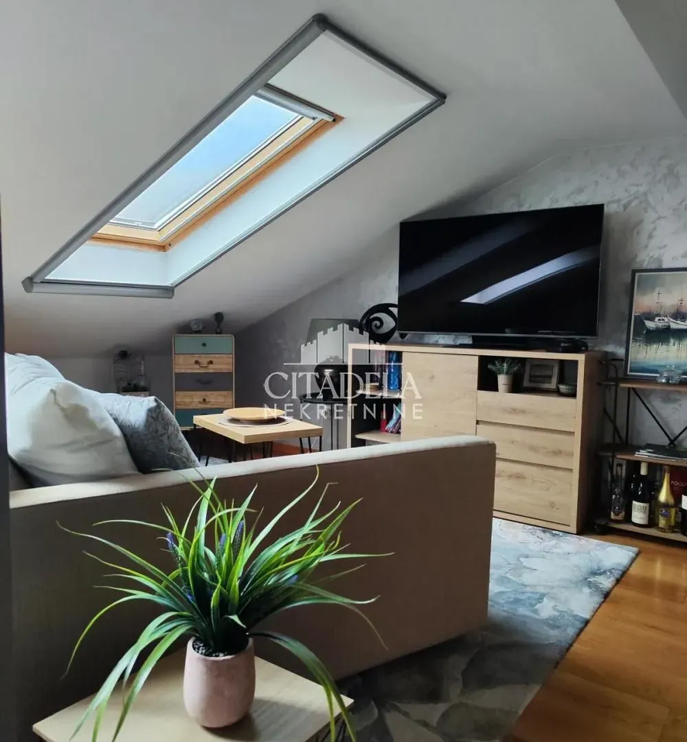 Sale, two bedroom apartment, 35m², Šumice, Beograd