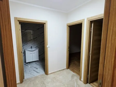 Prodaja, dvosoban stan, 82m², Preko Morače, Podgorica - image 3