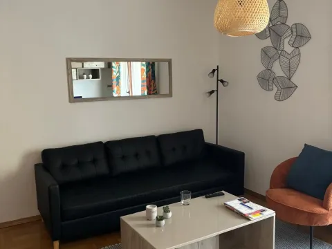 Sale, one bedroom apartment, 46m², Bečići, Budva - image 2