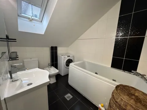 Izdavanje, trosoban stan, 68m², Šumice, Beograd - image 5