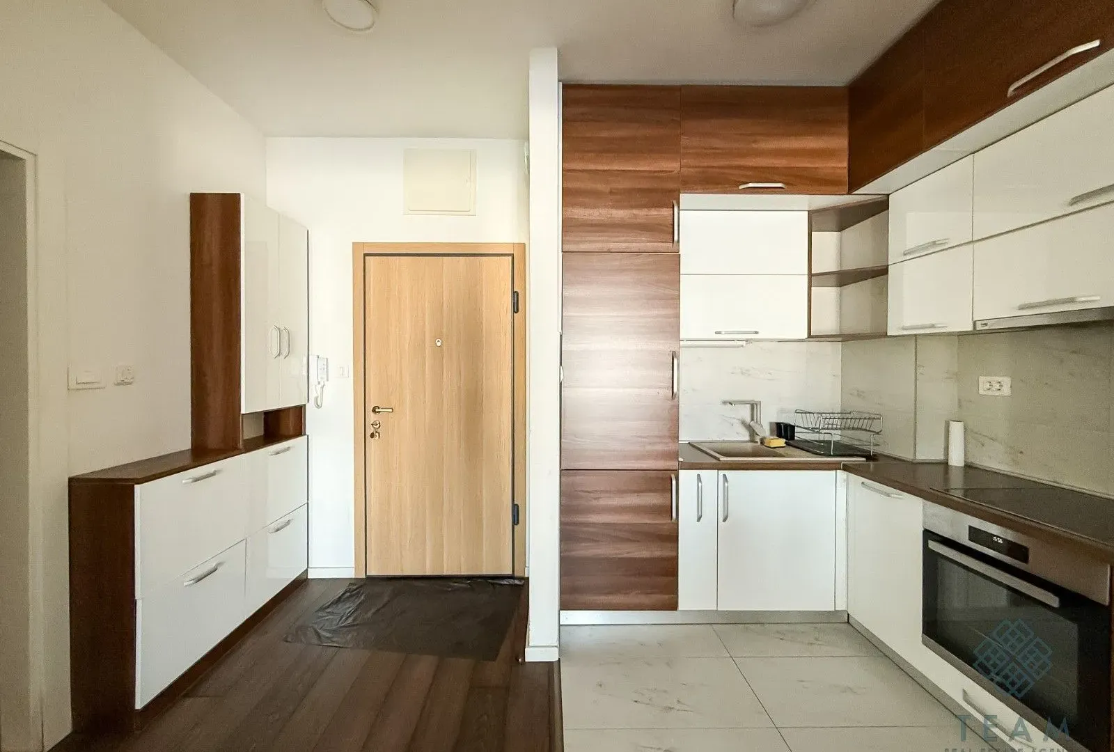 Rent, one bedroom apartment, 47m², Momišići, Podgorica