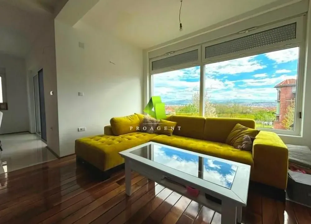 Sale, house, 220m², Crveni Krst, Niš