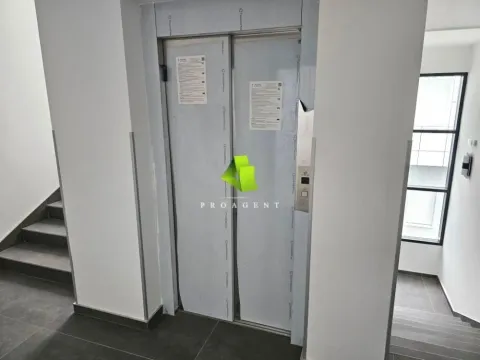 Rent, office space, 700m², Medijana, Niš - image 10