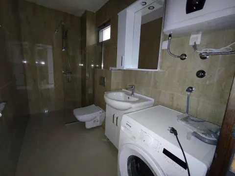 Prodaja, jednosoban stan, 57m², Dobrota, Kotor - image 7