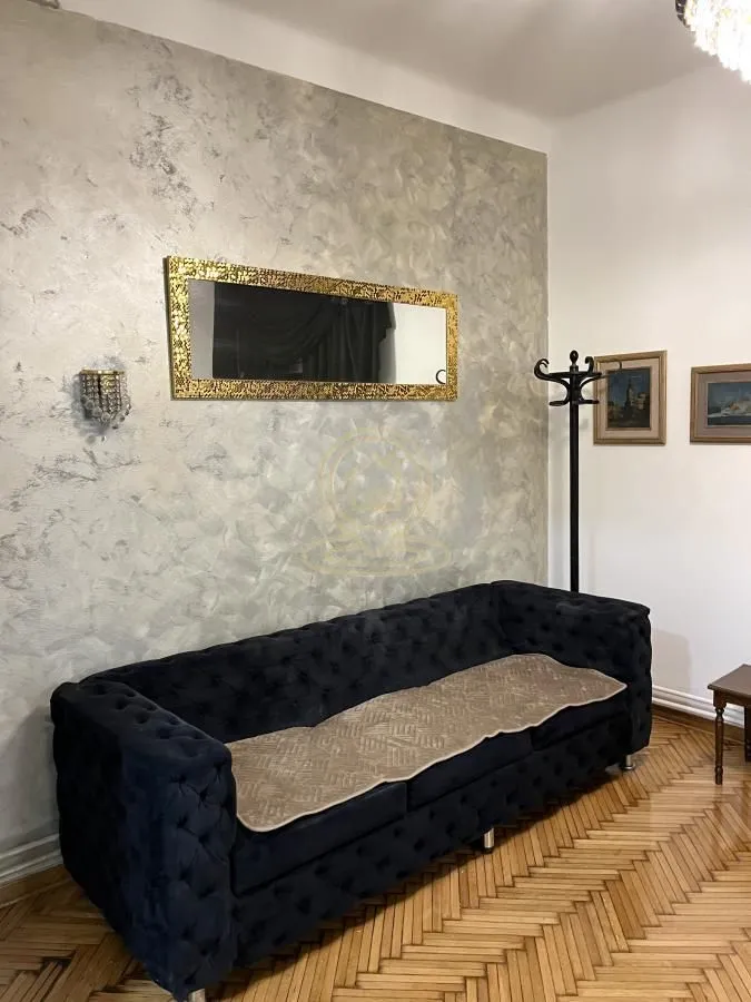 Rent, office space, 70m², Kalenić Pijaca, Vračar Sve Podlokacije