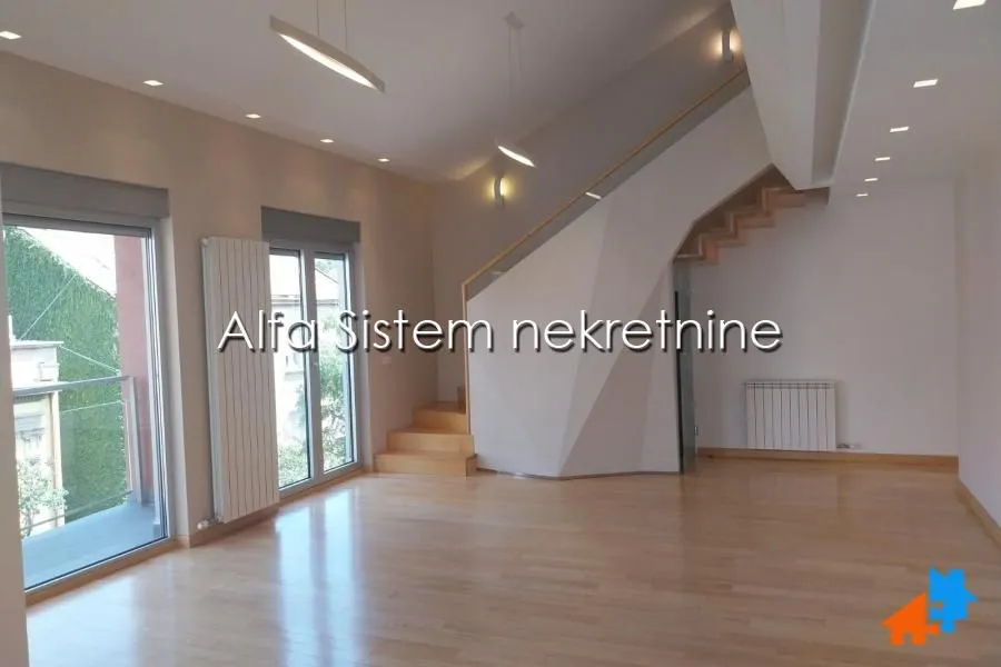 Rent, four bedroom apartment, 170m², Kalenić Pijaca, Vračar Sve Podlokacije