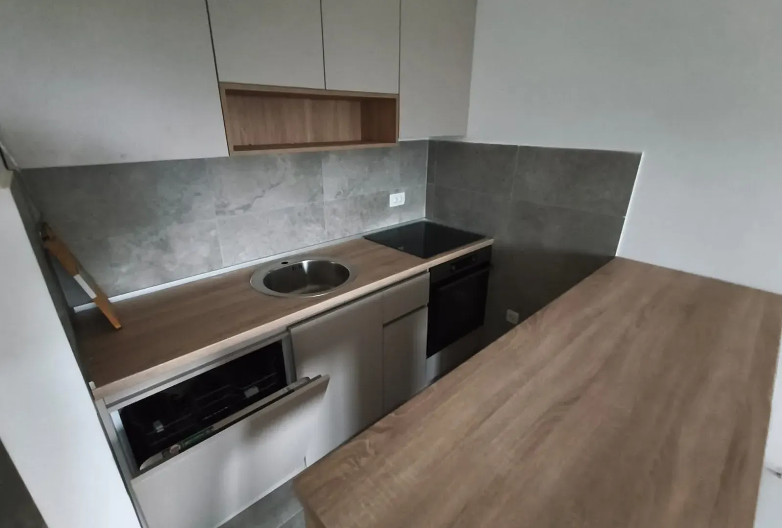 Prodaja, garsonjera, 25m², Zabjelo, Podgorica