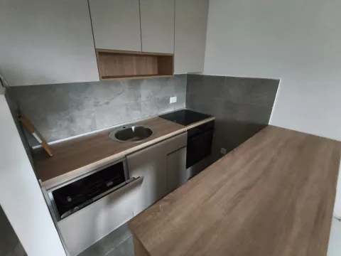 Prodaja, garsonjera, 25m², Zabjelo, Podgorica - image 1