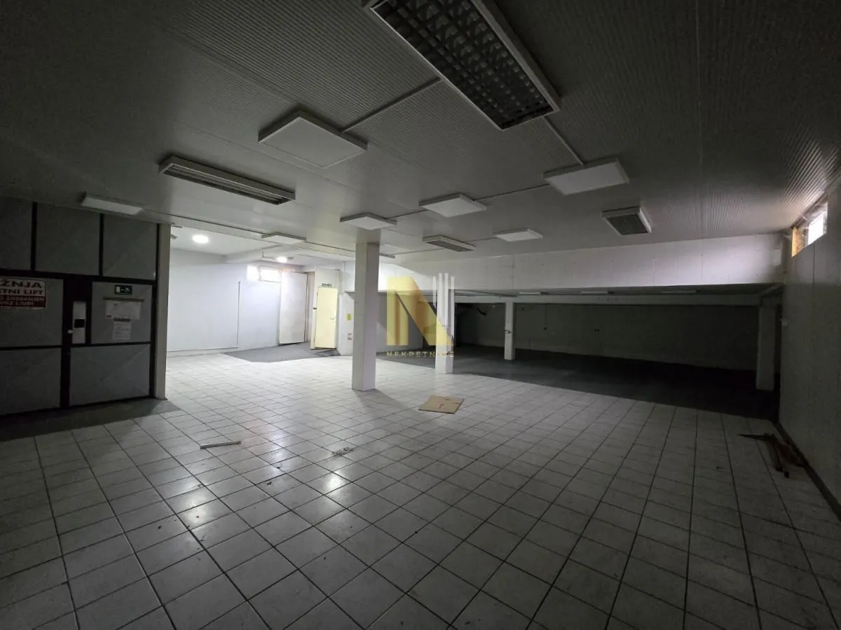 Rent, office space, 1500m², Sajlovo, Novi Sad Sve Podlokacije
