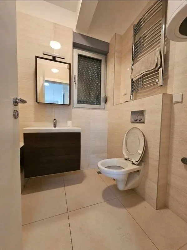 Prodaja, dvosoban stan, 72m², Pržno, Budva