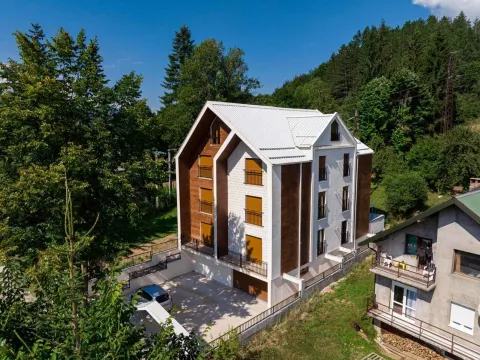 Prodaja, stan, 74m², Kolašin, Crna Gora