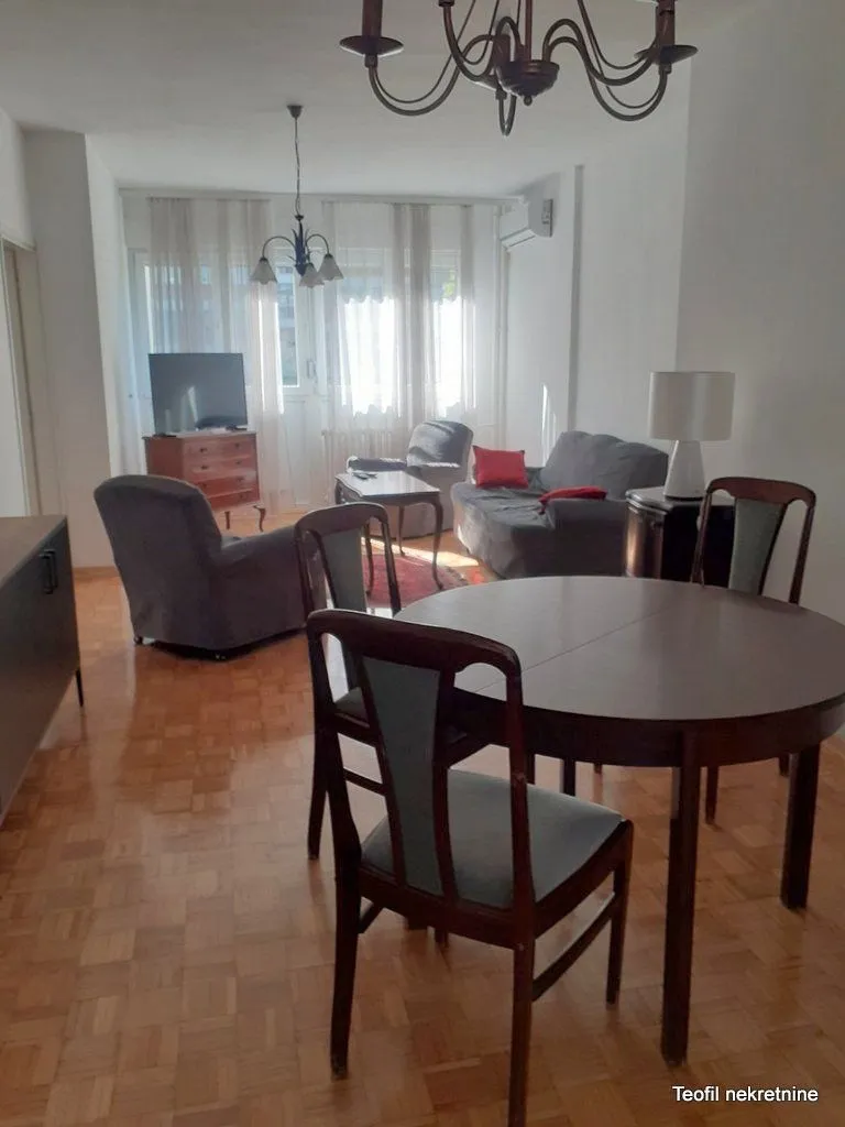 Rent, four bedroom apartment, 106m², Palilula, Niš
