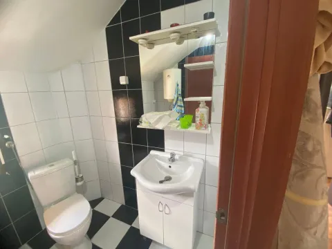 Rent, house, 85m², Zagorič, Podgorica - image 8