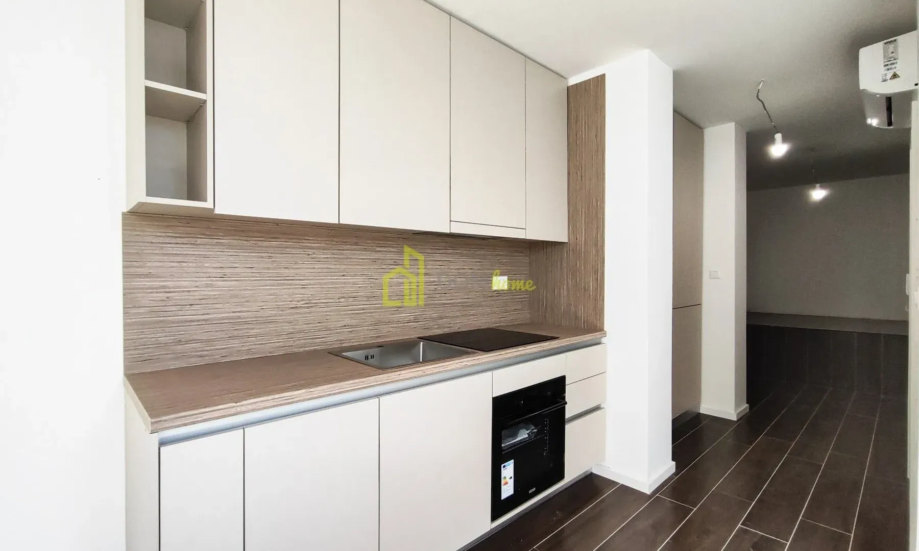 Prodaja, jednosoban stan, 52m², Tološi, Podgorica
