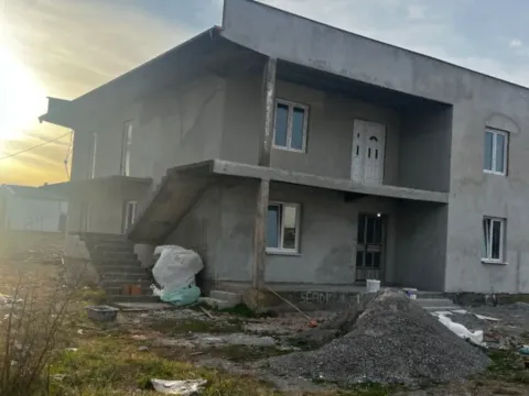 Prodaja, kuća, 380m², Karaburško Polje, Podgorica - image 4