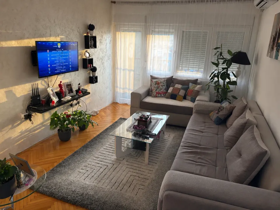 Prodaja, dvosoban stan, 67m², Centar, Nikšić