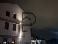 Izdavanje, stan, 150m², Tološi, Podgorica - image 16