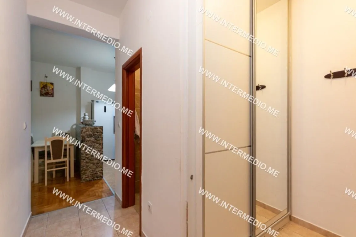 Prodaja, dvosoban stan, 62m², Topla, Herceg Novi
