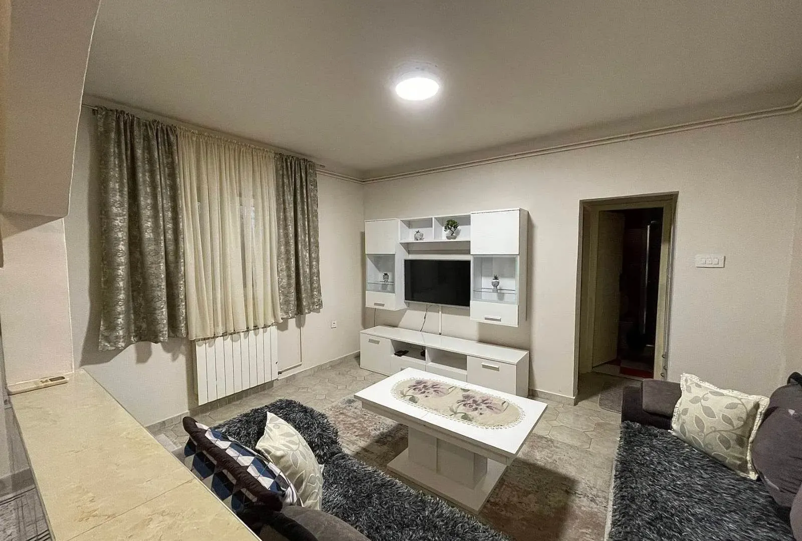 Rent, two bedroom apartment, 80m², Zelenika, Podgorica