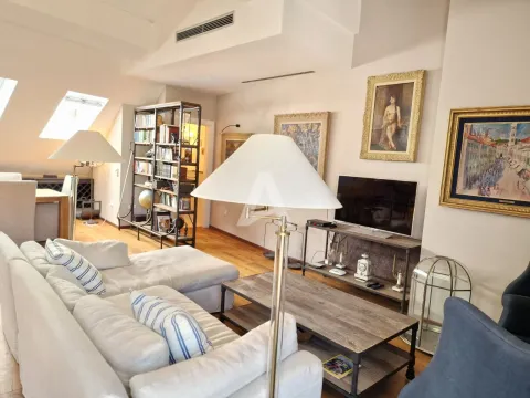 Sale, three bedroom apartment, 192m², Stari Grad, Budva - image 16