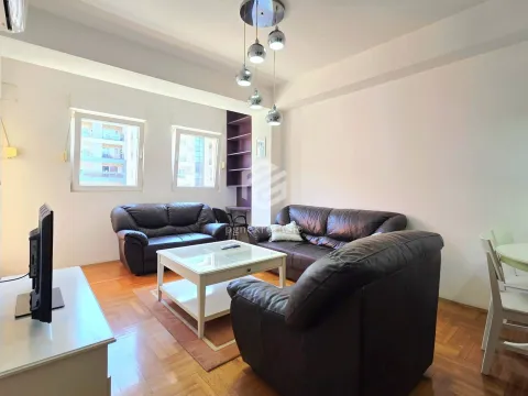 Rent, apartment, 50m², City Kvart, Podgorica - image 2