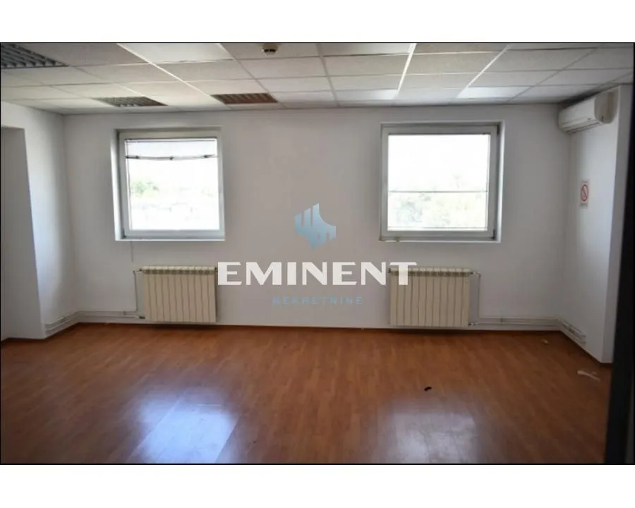 Rent, office space, 216m², Zemun Gornji Grad, Zemun Sve Podlokacije