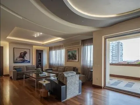 Prodaja, stan, 230m², Čukarica, Beograd