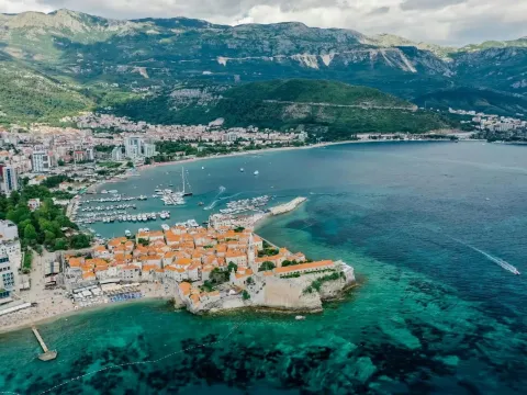 Sale, one bedroom apartment, 45m², Centar, Budva - image 1