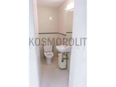 Sale, office space, 315m², Voždovac Sve Podlokacije, Beograd - image 17
