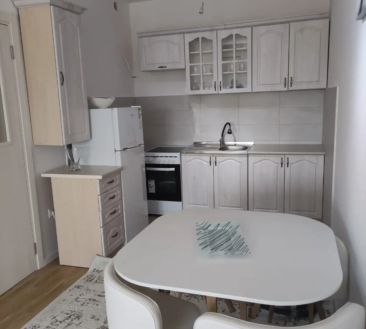 Rent, one bedroom apartment, 43m², Stari Aerodrom, Podgorica
