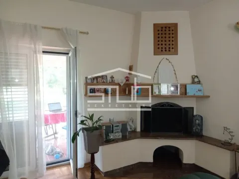 Sale, house, 324m², Mladenovac, Beograd